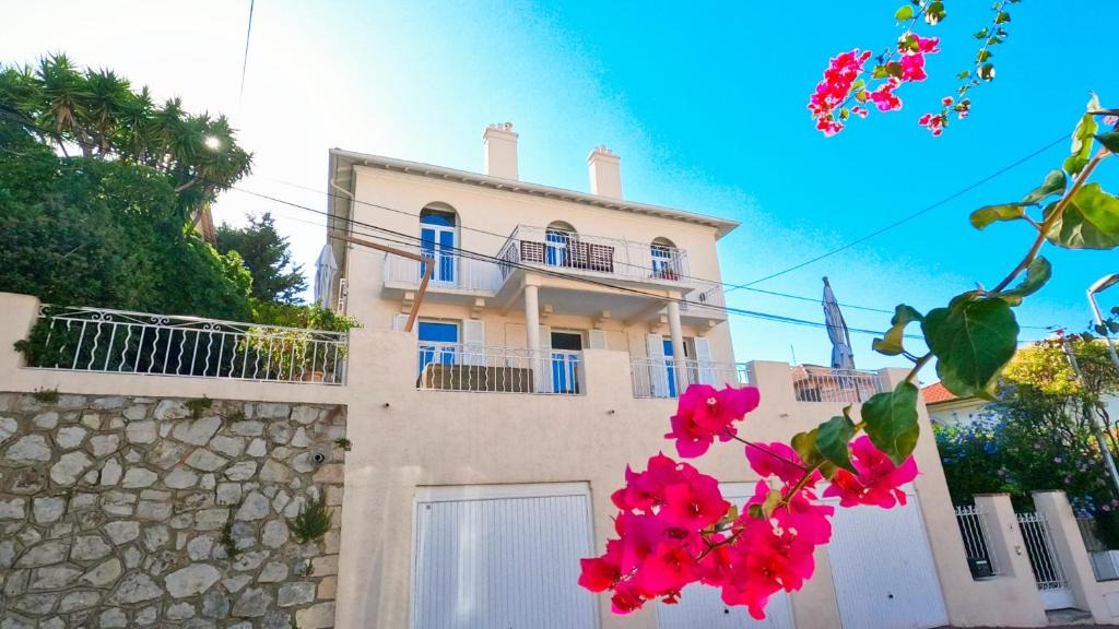 Carnot Villa | SUPERBE MAISON 6 ch, 4 sdb, terrasses et billard