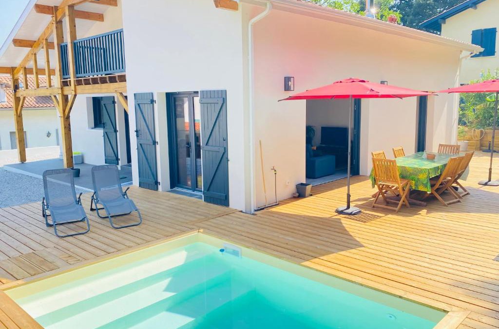 Boucau Villa | Superbe maison avec piscine à 5 min de la plage.