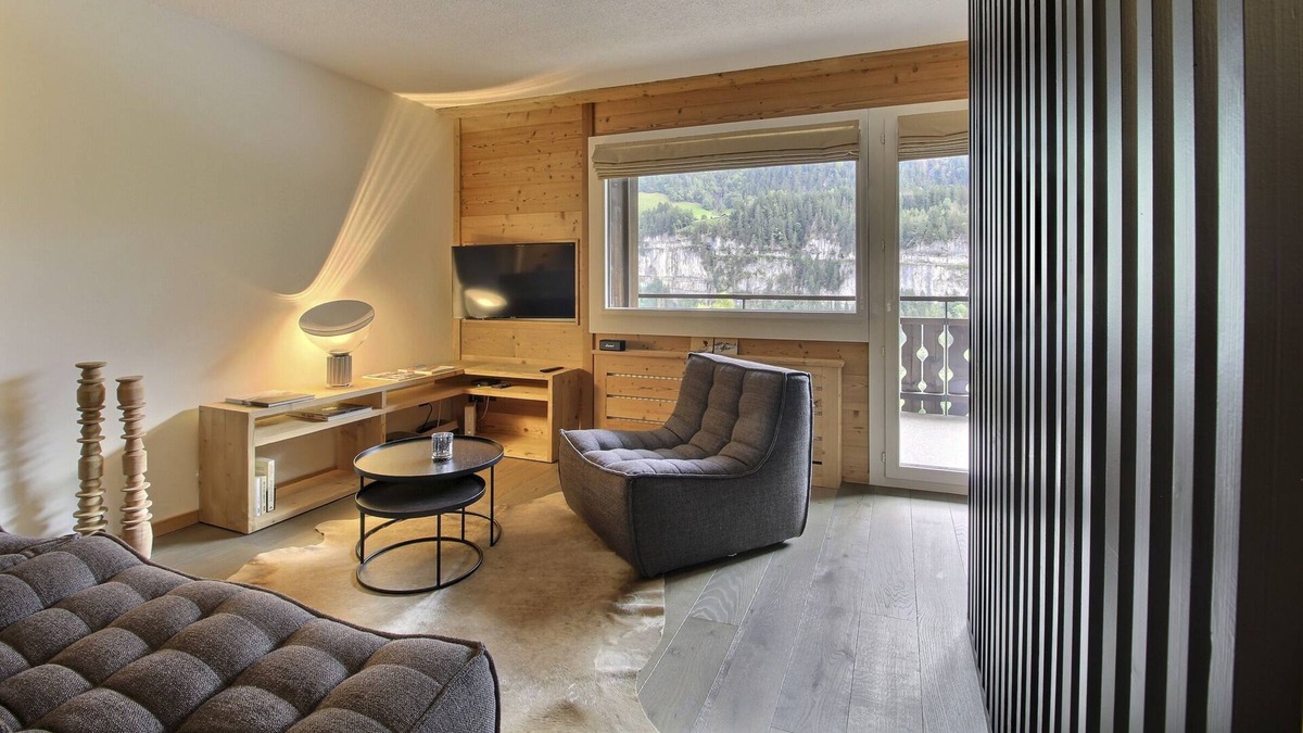 Champery Apartment | Superbe Studio Rénové Dans un Style Moderne et Épuré, à 5 min à Pied de la Rue du Village, Bénéficia