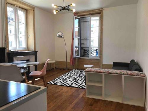 Gray Apartment | Superbe T2 en bords de Saône