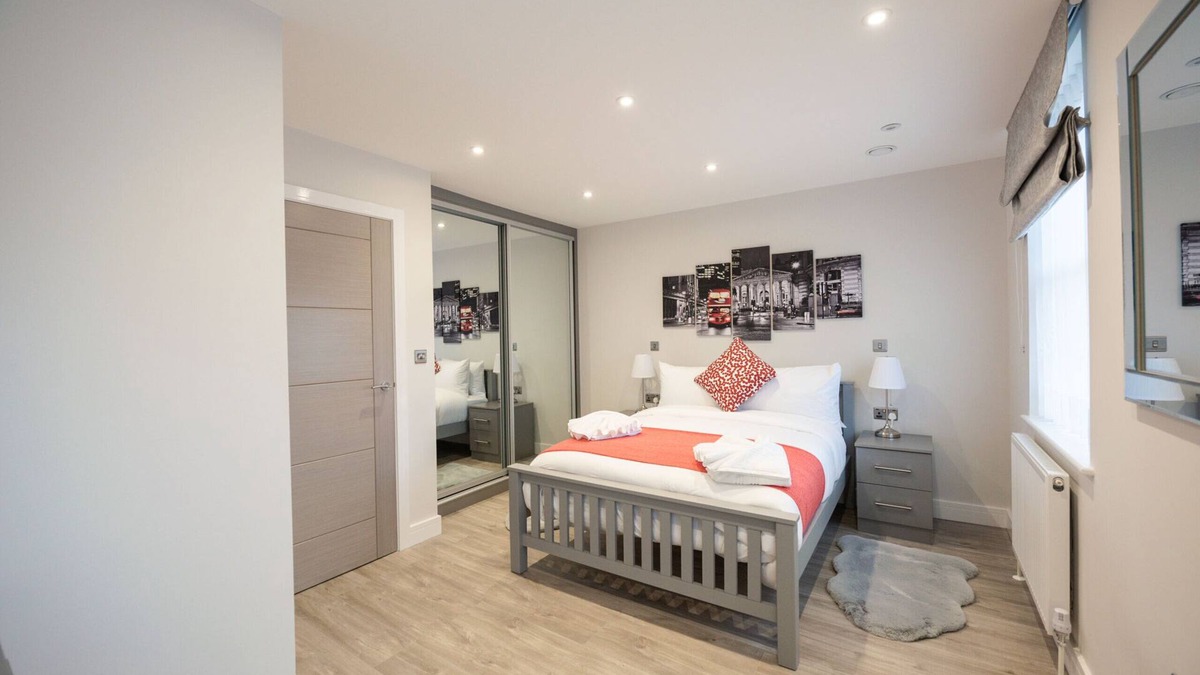 Reading Apartment | Superior 1-Bed, 1-Bath Apartment by KSA