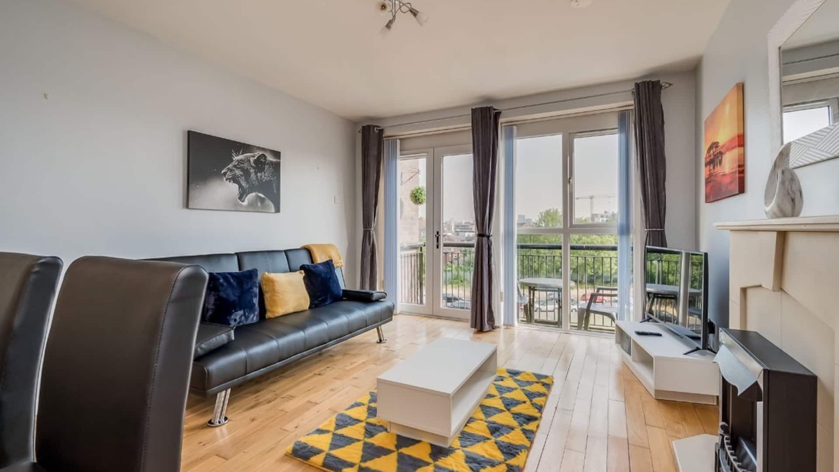 Belfast City Centre Apartment | Superior Apartment by Central Belfast Apartments