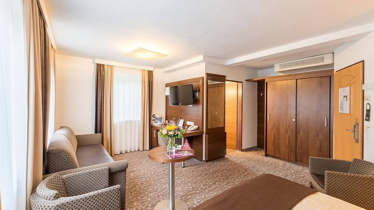Nonntal House | Superior double room (underground parking included) - Austria Classic Hotel & Gasthof