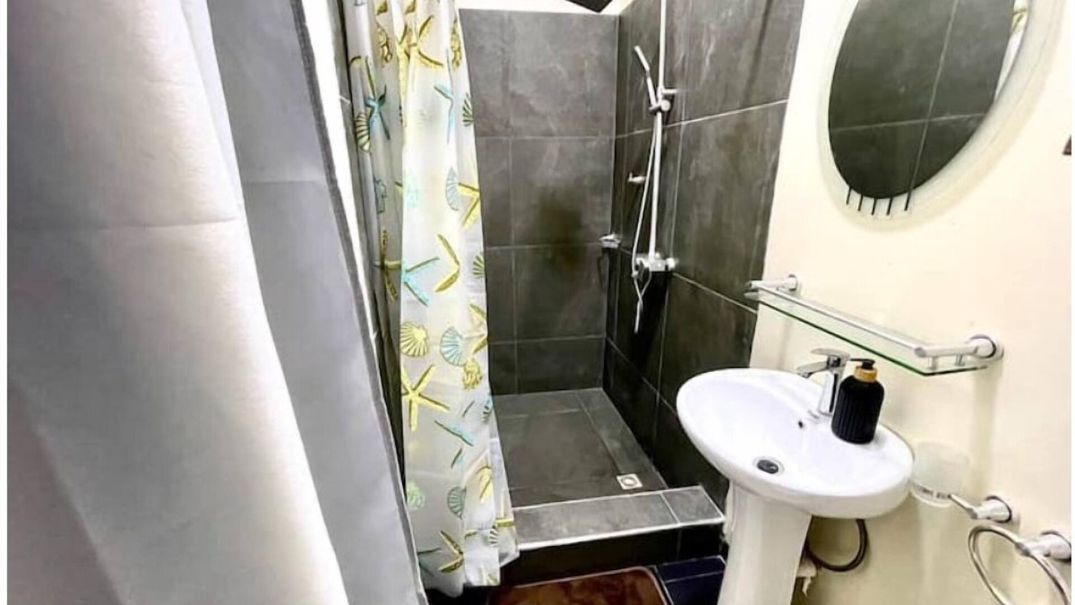 Ashaiman Apartment | Superior en-suite studio at Sanga Estates