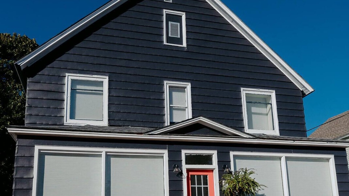Laurium House | Superior Side! Welcome MTU, skiers, snowmobiles!