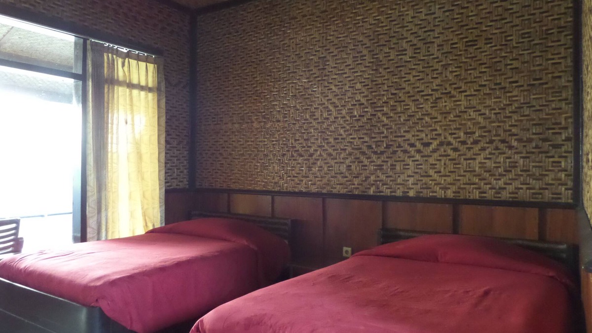 Tengger Caldera Bed & Breakfast | Superior Twin at Lava Lodge