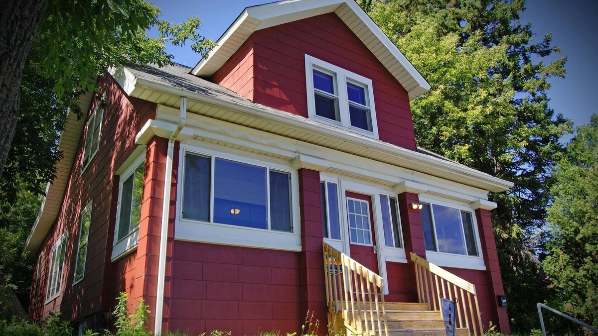 Observation Hill House | Superior Views, Harbor Views, Scenic Skyline Parkway, Remodeled, Charming