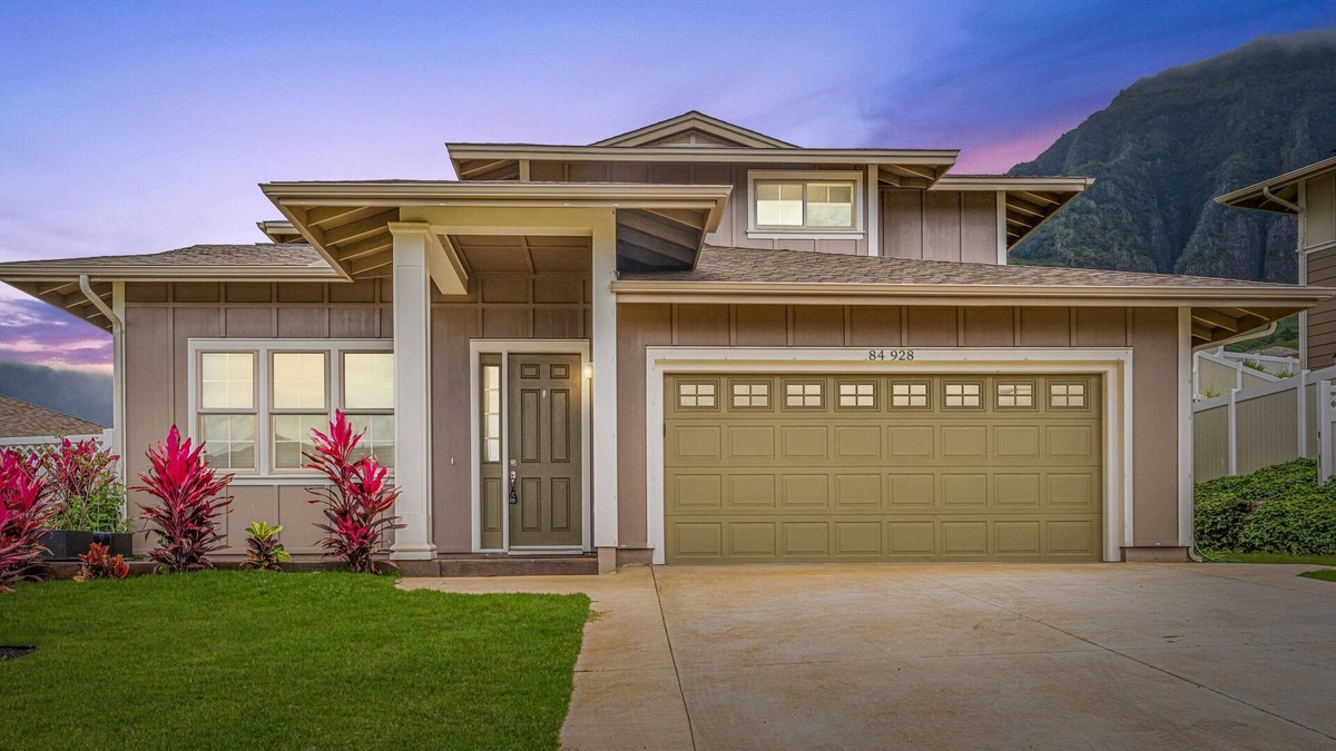 Makaha Valley House | 🌺 Support LOCAL: NEW! Mākaha Valley Home With Large Studio And Amazing Backyard
