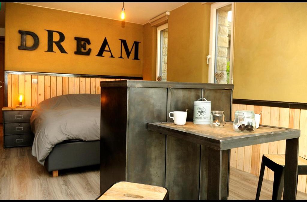 Hamois Bed & Breakfast | Sur le tige hamois