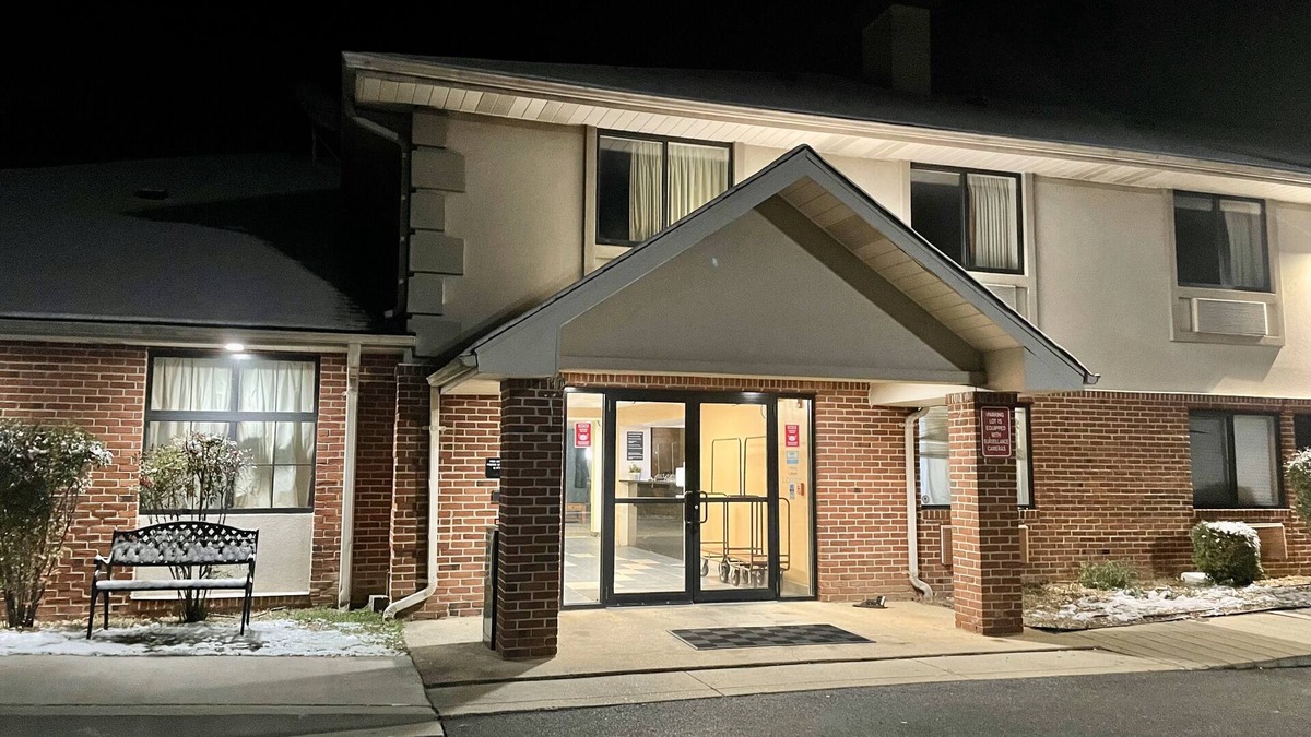 Prince Frederick Hotel | SureStay by Best Western Prince Frederick