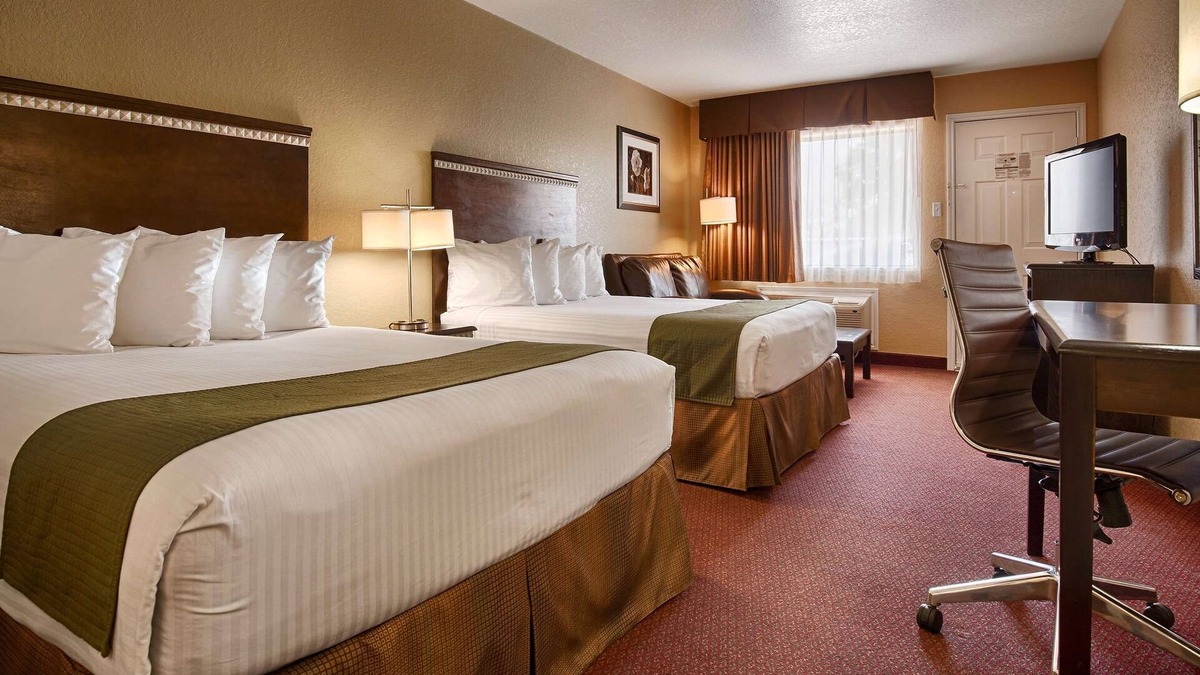 Floresville Hotel | SureStay Hotel by Best Western Floresville