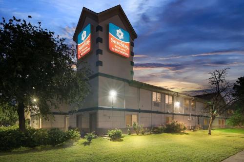 Benbrook Hotel | SureStay Plus by Best Western Fort Worth Benbrook