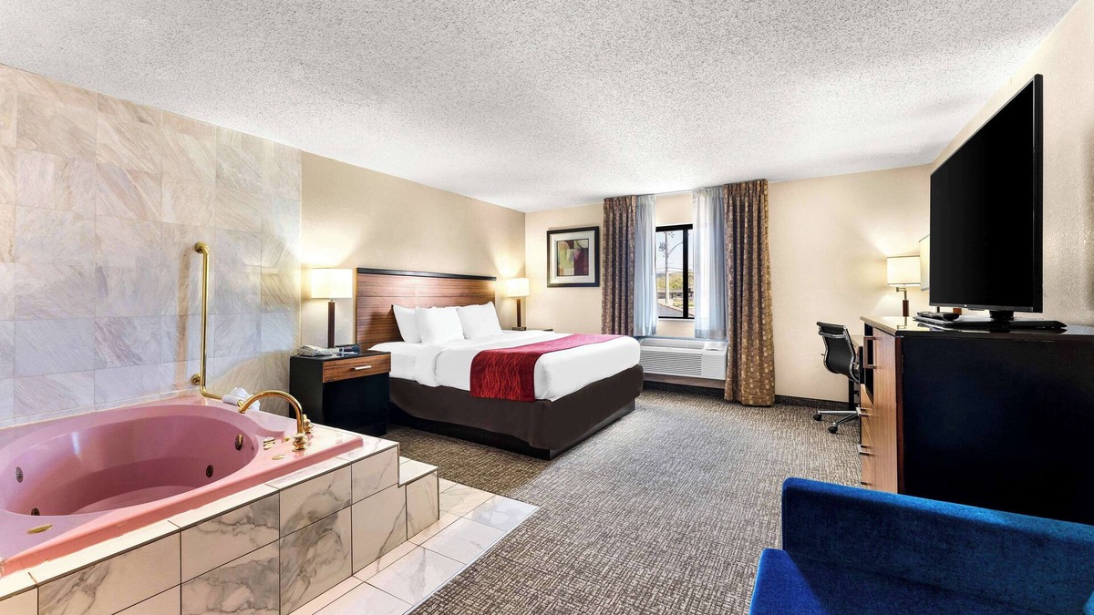 Reading Hotel | SureStay Plus by Best Western Reading North
