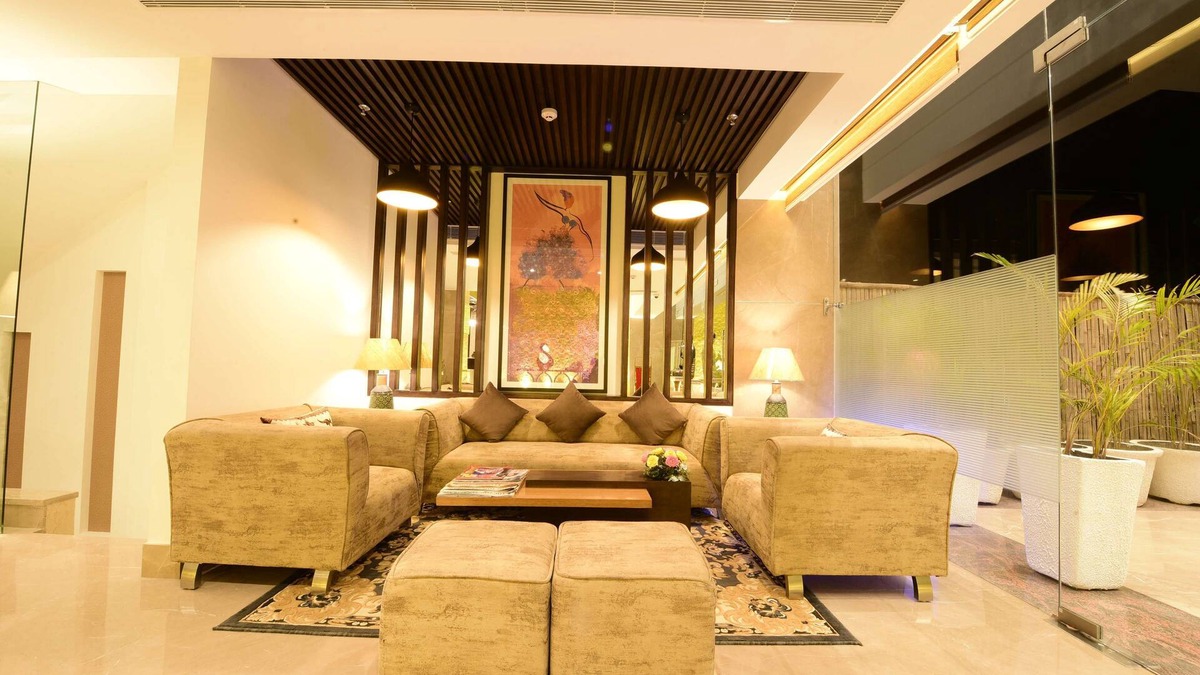 Ranjit Avenue Hotel | SureStay Plus Hotel by Best Western Amritsar