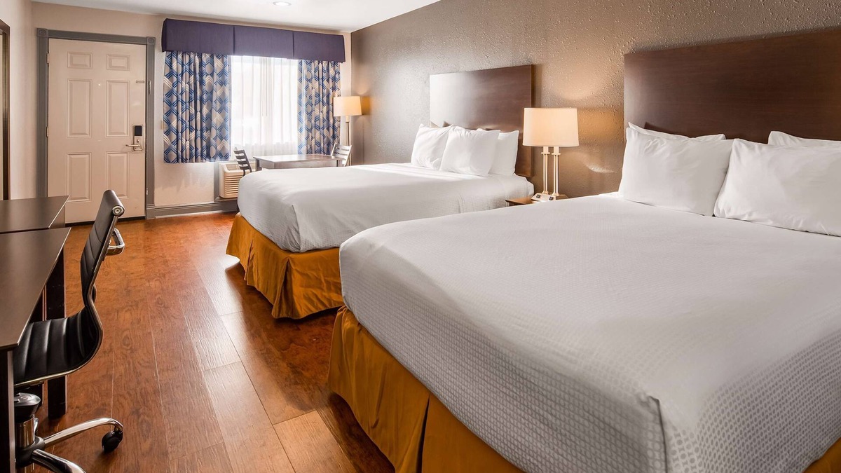 Hammond Hotel | SureStay Plus Hotel by Best Western Hammond