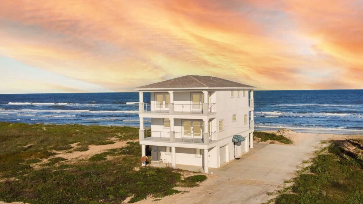 Summer Haven Apartment | Surf Haven | Walk on the beach - breathe in fall!
