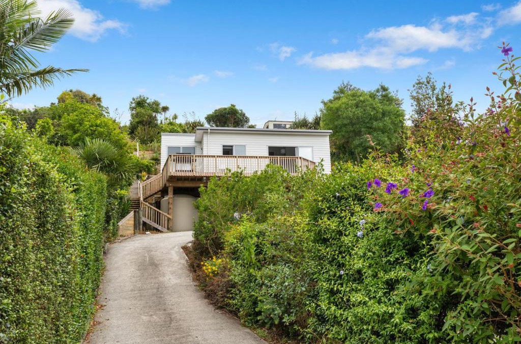 Ngunguru House | Surf Munro - Ngunguru Holiday Home