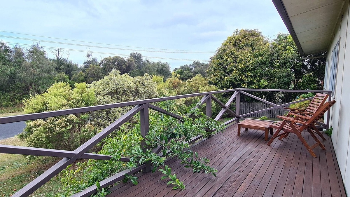 Arrawarra Headland House | Surfer's Beach House - 200m WALK TO THE BEACH