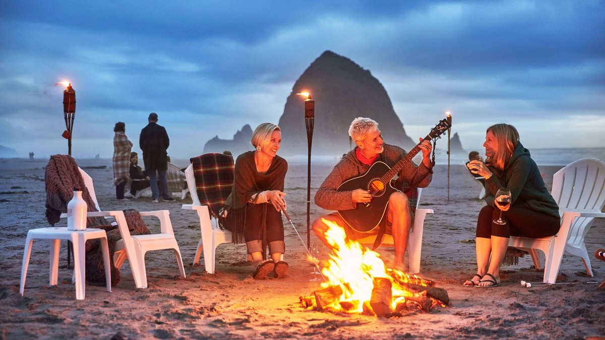 Downtown Cannon Beach Hotel | Surfsand Resort