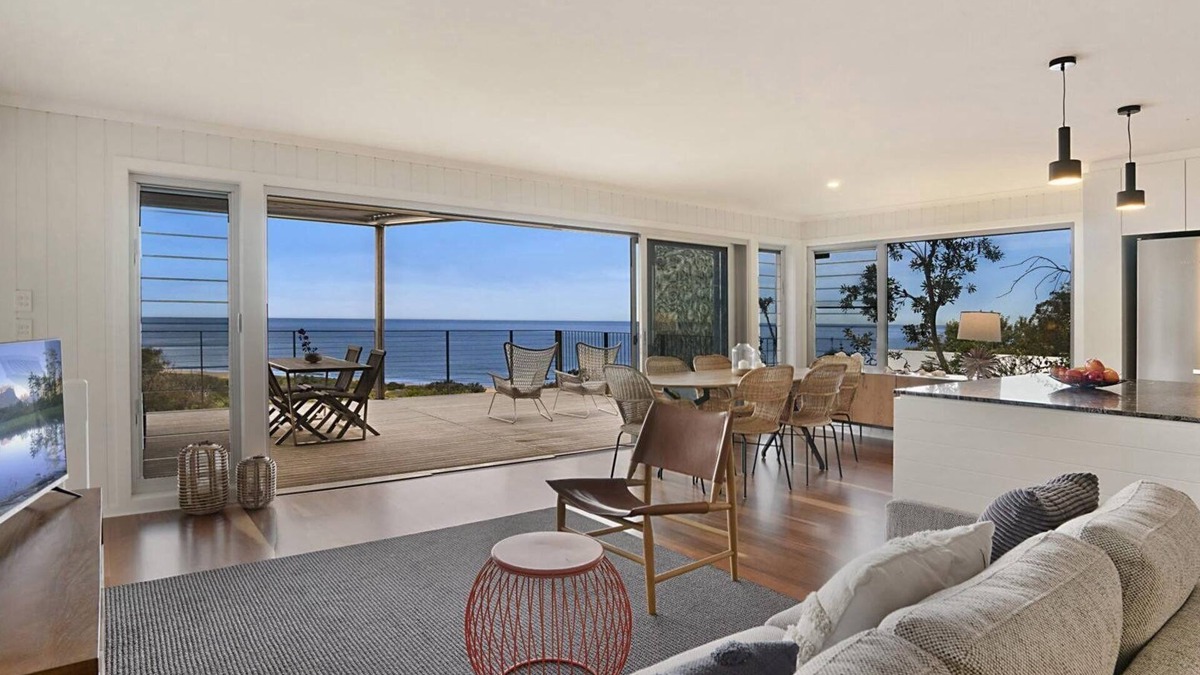 Killcare House | 'Surfside' by Accom Holidays