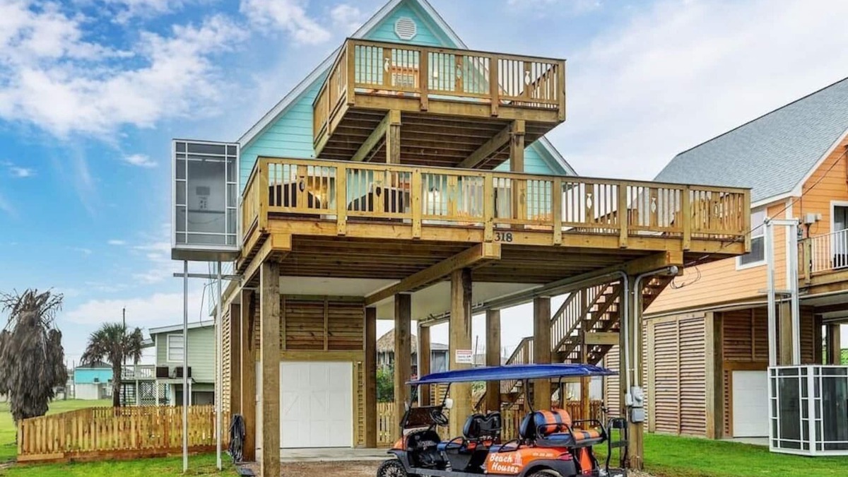 Surfside Beach House | 🌴Surfside Paradise #6-Amazing views, lift, EV chg🌴