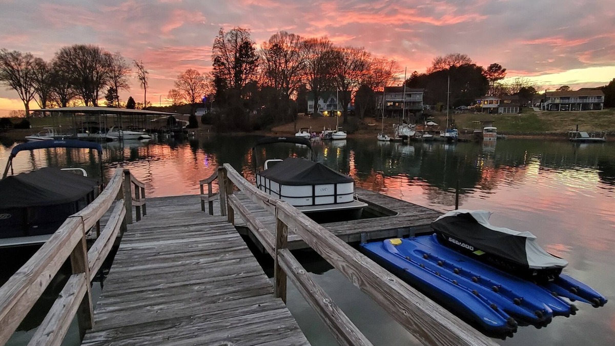Mount Mourne House | Surfside Shores on Lake Norman - Lakefront w/Natural Beach, Perfect Backyard