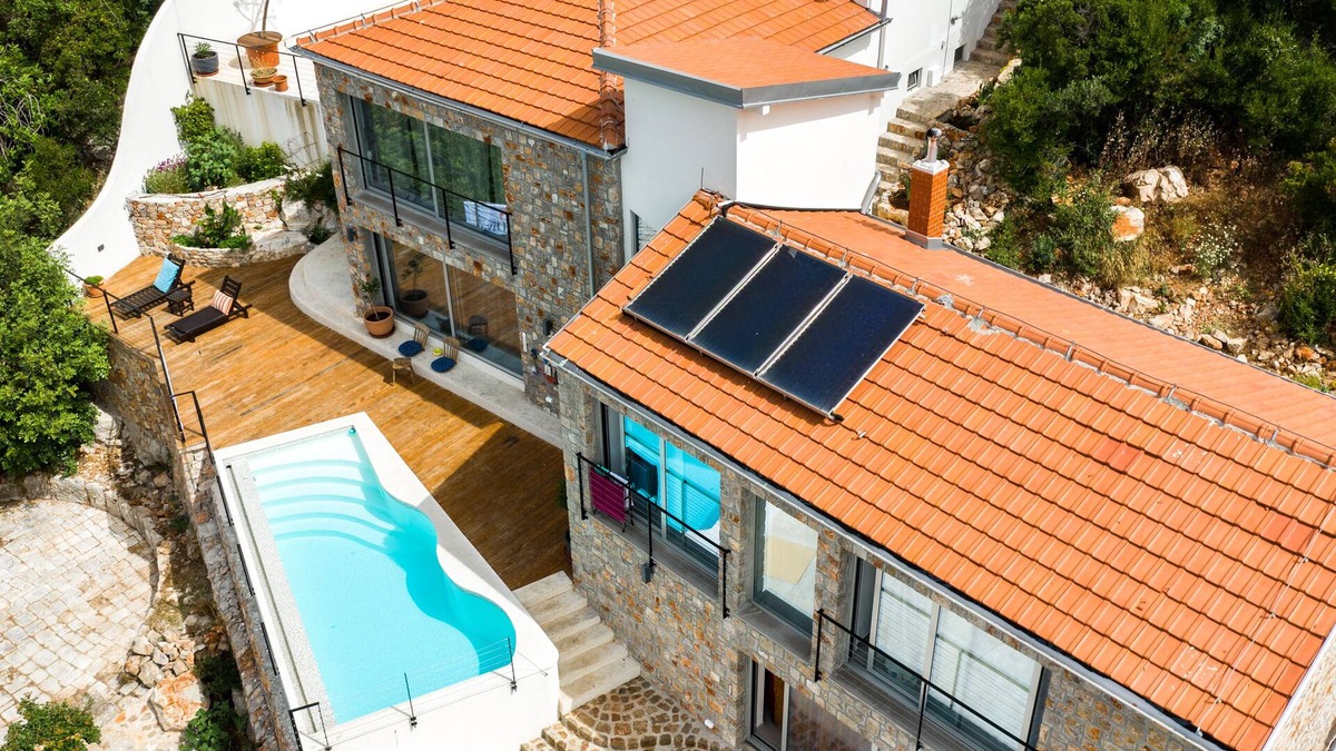 Klinci Villa | Surround yourself by stunning beauty & experience an extraordinary holiday