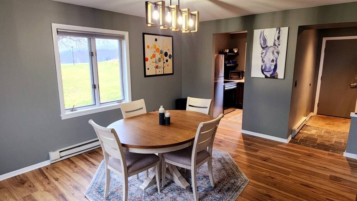Waterbury Center Apartment | Suss View Suites-Bolton Potholes