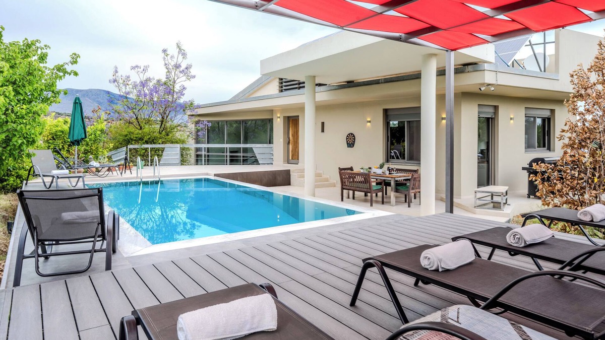 Agios Myronas Villa | Sustainable and self-sufficient eco-villa not far from Heraklion