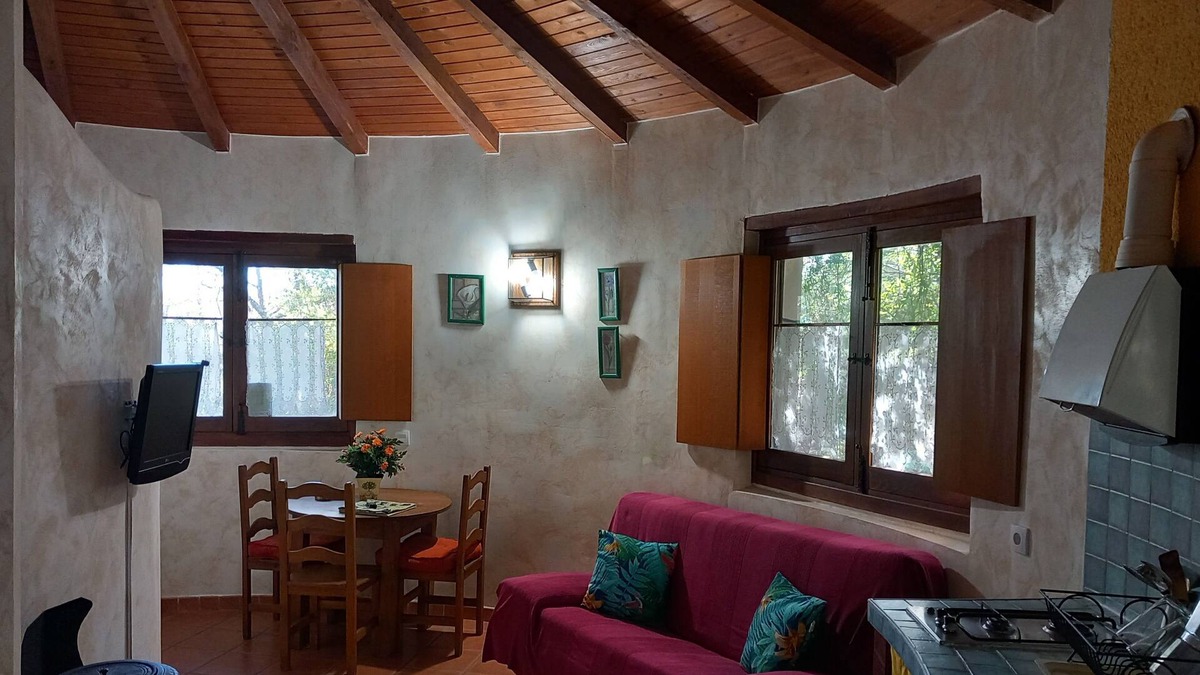 Valverde de la Vera Cottage | Sustainable rural tourism and nature. dog-friendly. AT-CC-00125