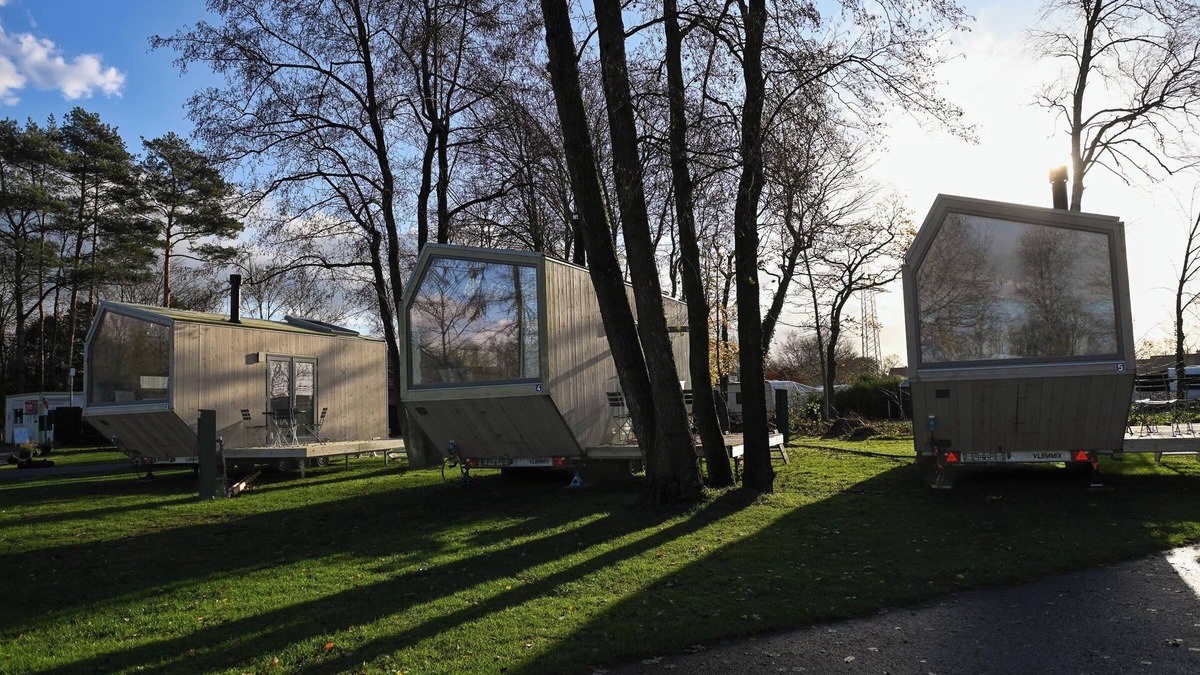 Schortens House | Sustainable Tiny House Pioneer by the natural bathing lake in Friesland