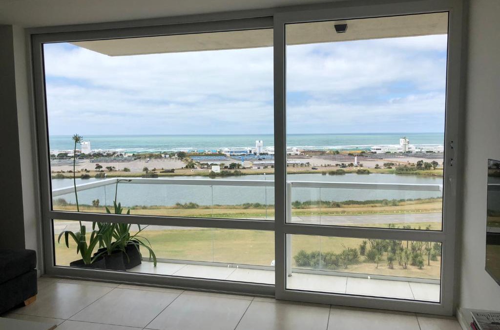 Punta Mogotes Apartment | Susurros del Mar, Amplio semi-piso frente al mar