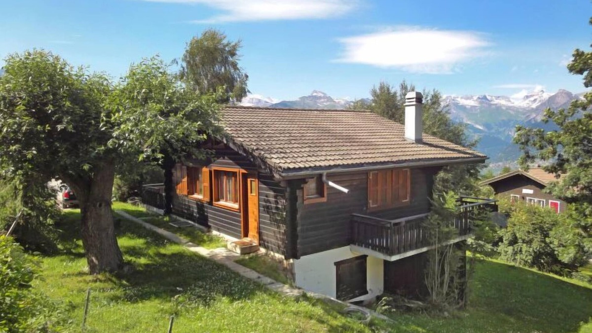 Nendaz House | Sven Heul by Interhome