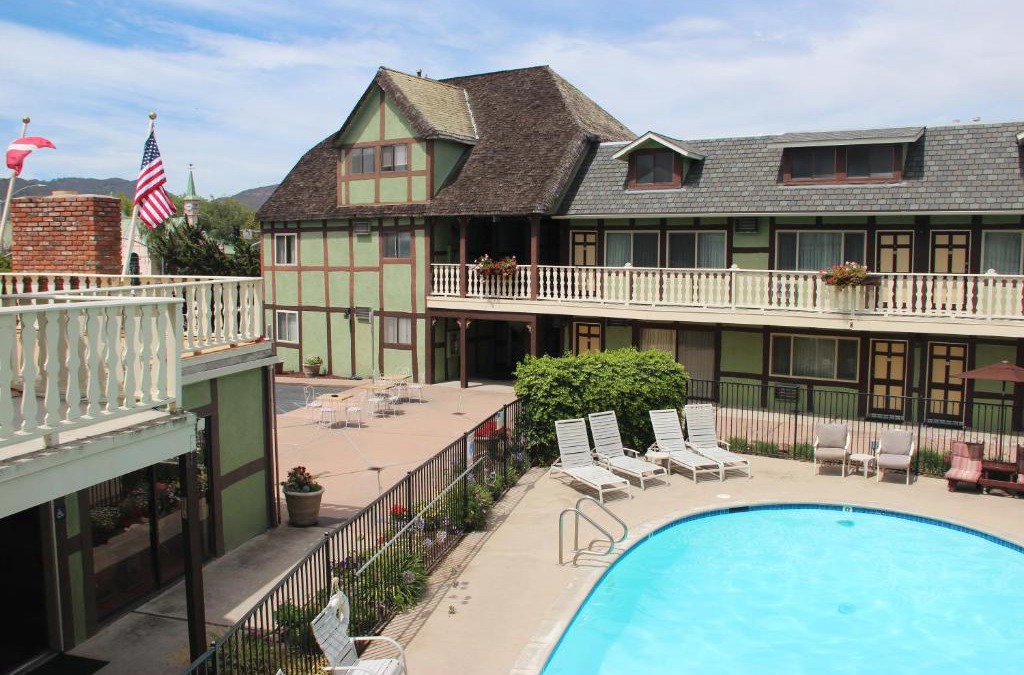 Solvang Hotel | Svendsgaard's Lodge- Americas Best Value Inn & Suites