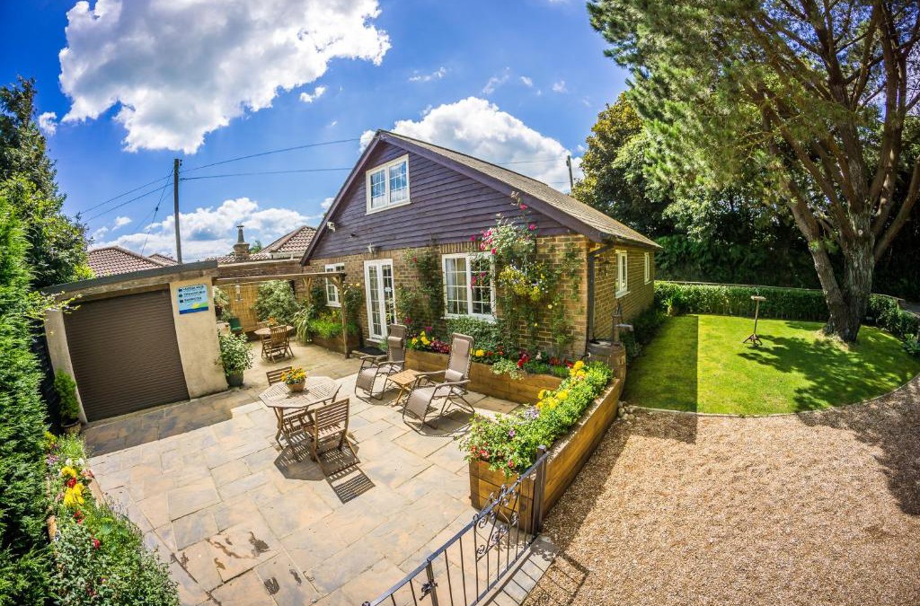 Hastings House | Swallows Nest - Covehurst Bay Cottage