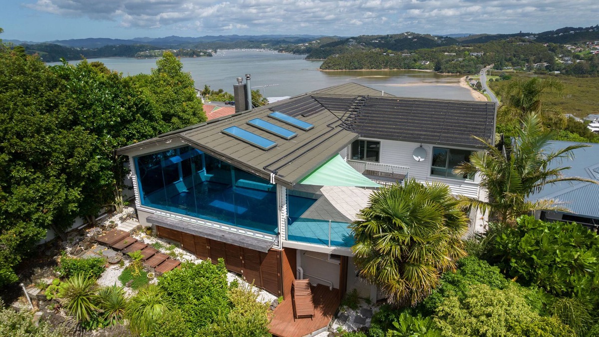 Paihia House | Swallows Nest - Paihia Holiday Home