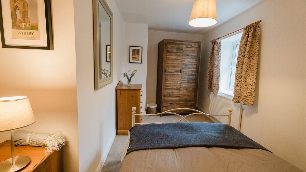 Marsden House | Swan Cottage, Village Centre