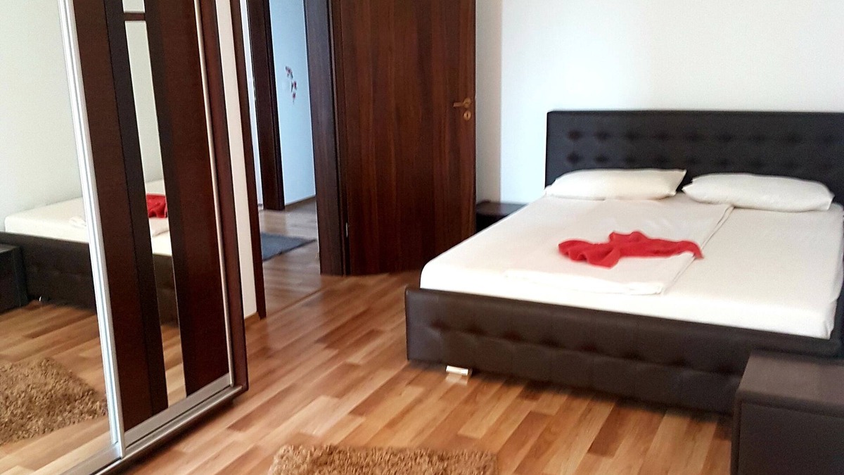 Alba Iulia Apartment | Sweet apartament waiting for you to offer you all the comfort of feeling at ho