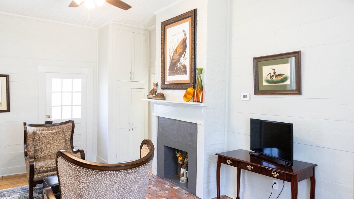 Natchez Cottage | Sweet Auntie's | 1/1 | Walk to Downtown