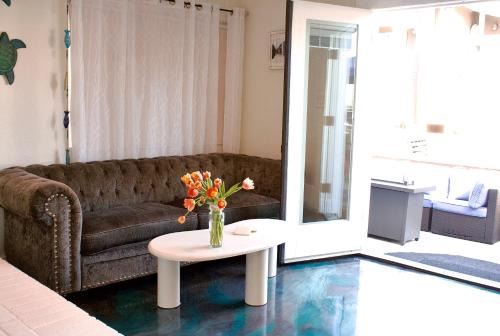 West Newport House | Sweet Beach Duplex