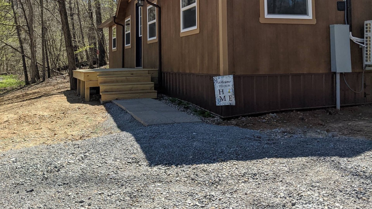 Goreville Cabin | Sweet cabin in the woods