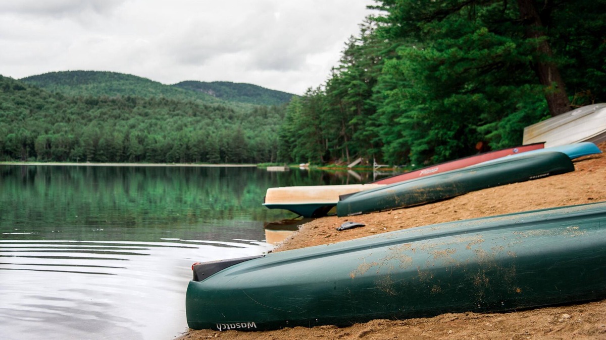 Stony Creek Cabin | Sweet Chalet by the Lake!