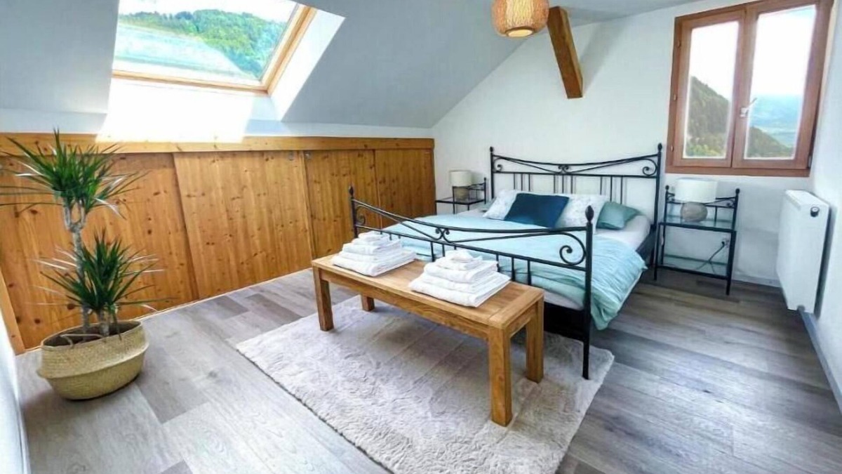 Troistorrents Apartment | Sweet & Cosy Chalet in the heart of the Swiss Alps