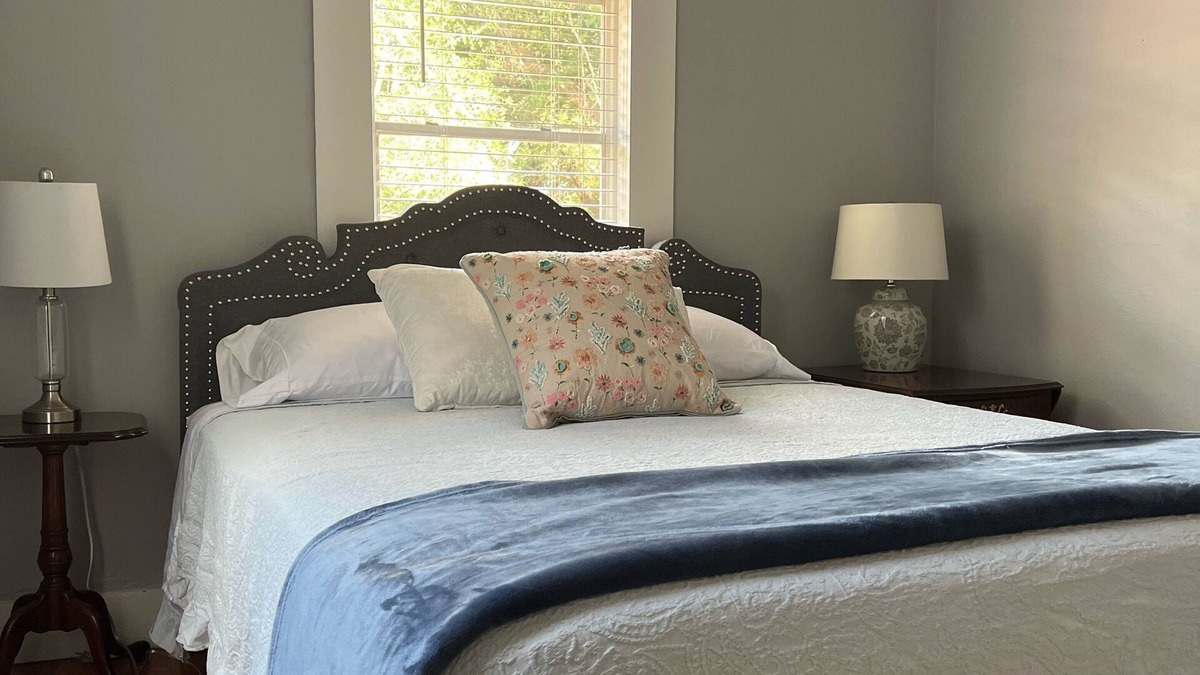 Buffalo Cottage | Sweet Cottage ready for the Family.