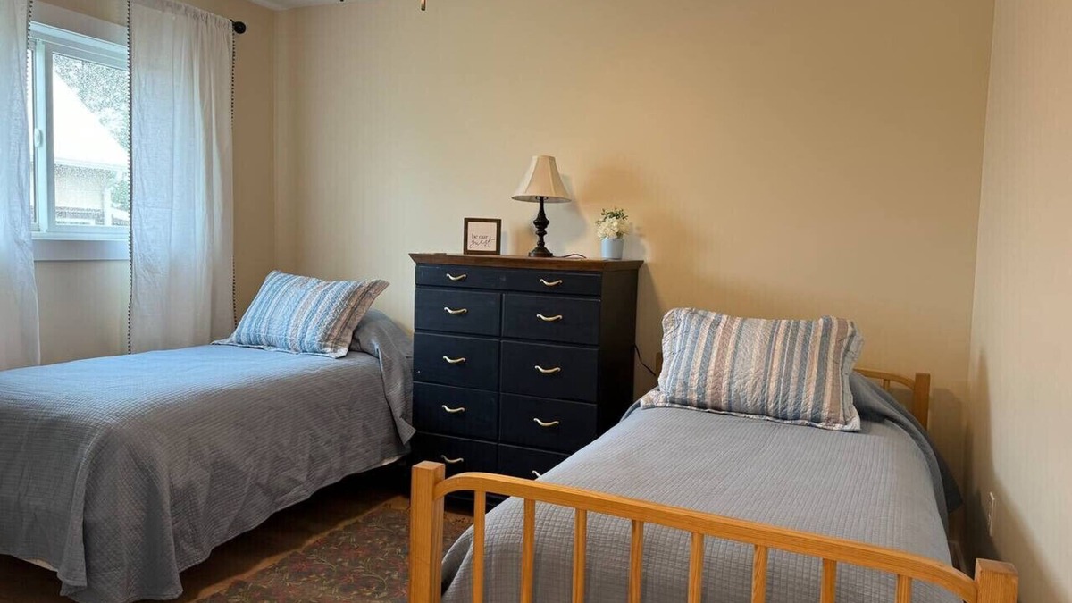 Miles City House | Sweet Dreams: Easy Access w/Attached Garage