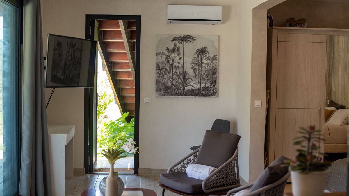 Anse de Lorient Apartment | Sweet Hill Studio Bali