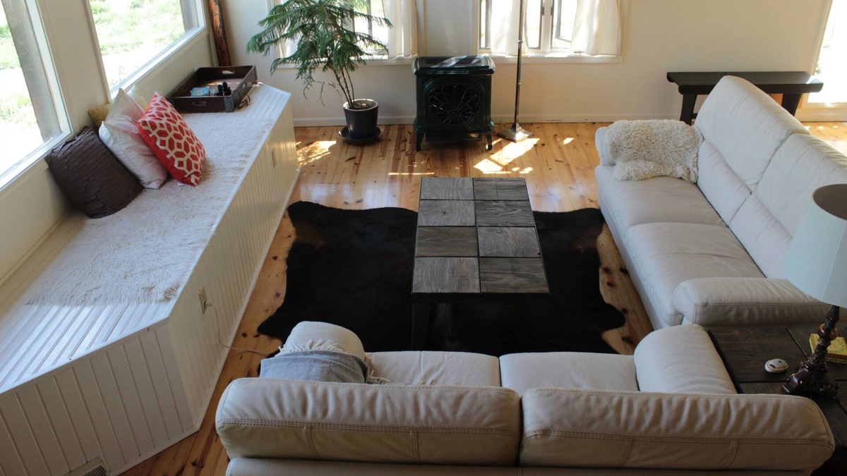 Columbia House | Sweet Hills Farm Guesthouse: A Rural Retreat Minutes from Town