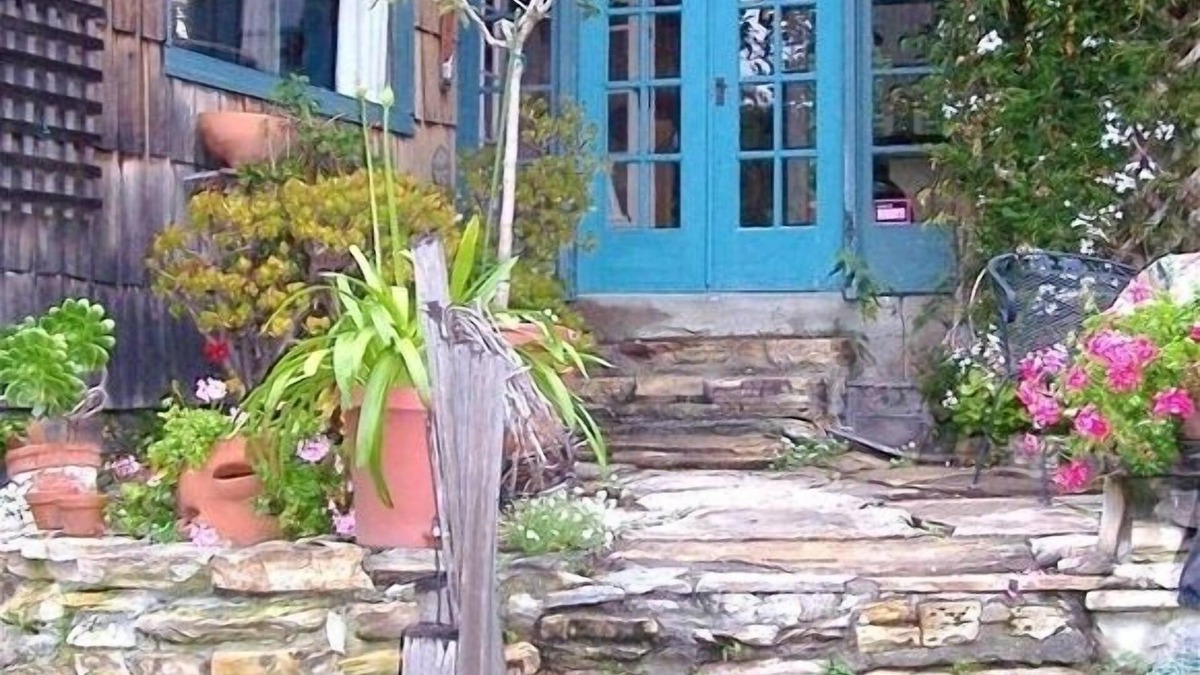 Carmel Point House | Sweet, Historic Cottage on Carmel Point