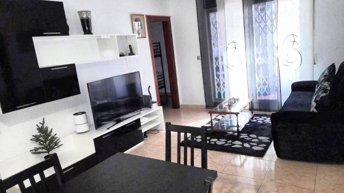 El Prat de Llobregat Apartment | Sweet house close to airport