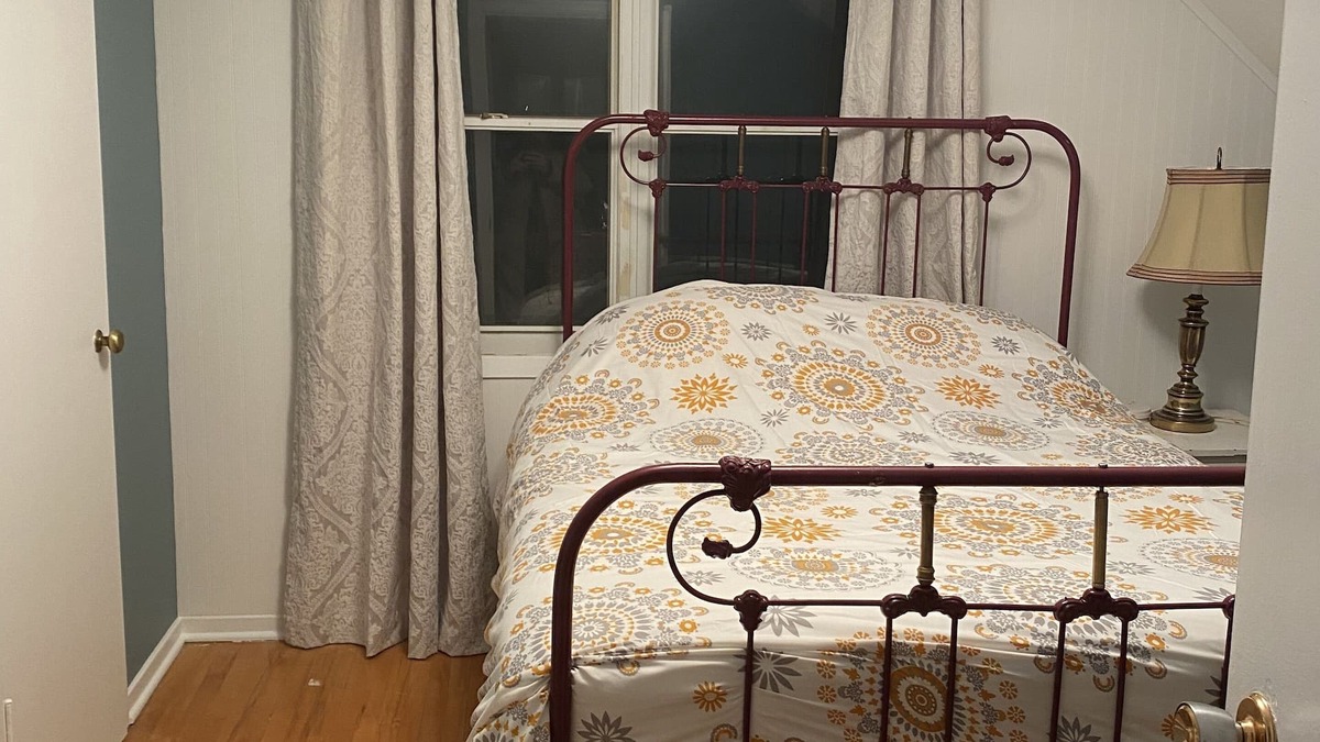 Red Deer House | Sweet little house in a sweet location